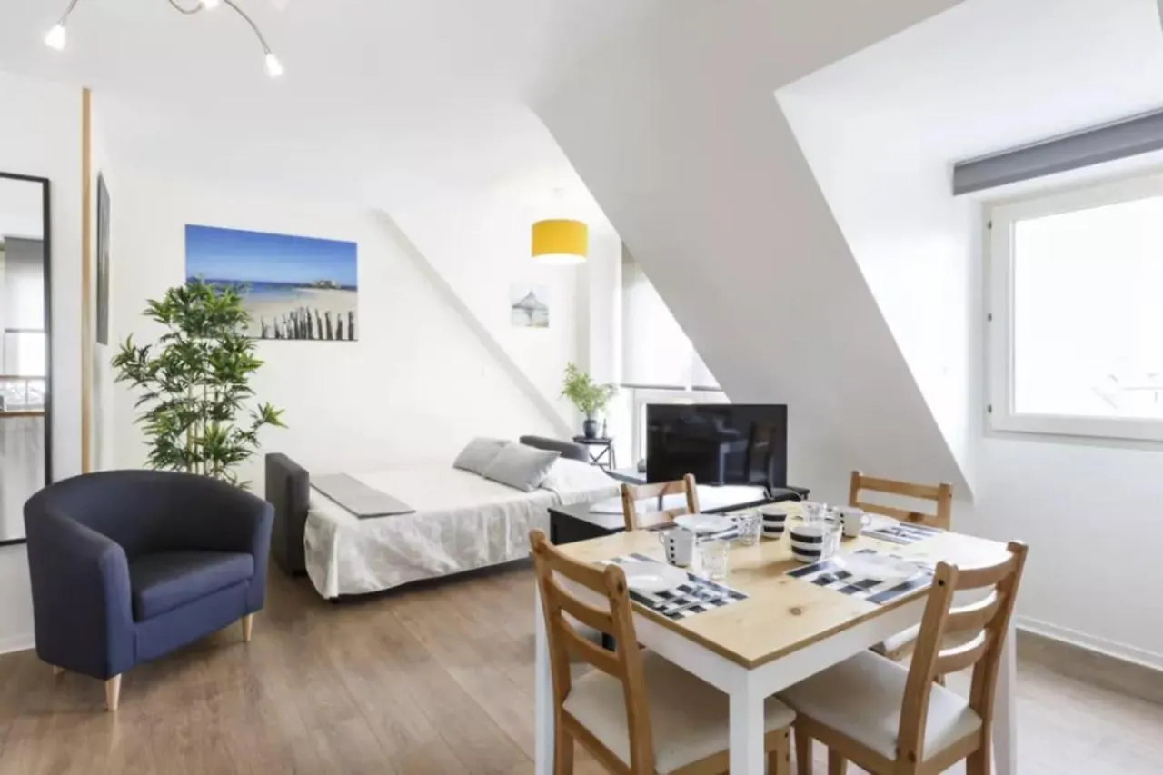 Bright Nest In Saint-Malo - 6 Min From The Beach France